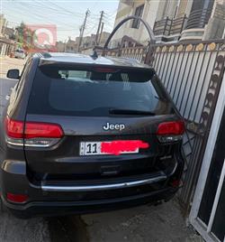 جیپ گراند شیرۆکی